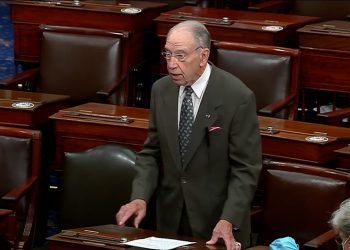 Grassley: Close the Farm Bill Loopholes