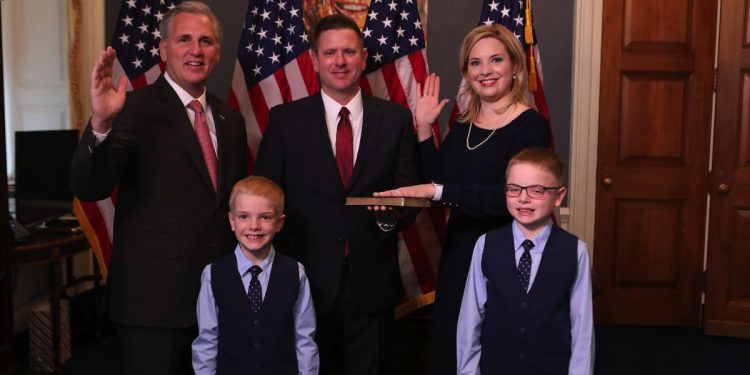 Hinson, Miller-Meeks, Axne, and Feenstra Sworn Into 117th Congress