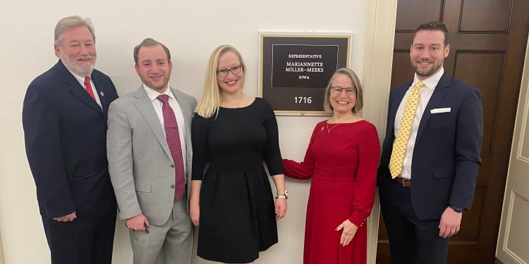 Hinson, Miller-Meeks, Axne, and Feenstra Sworn Into 117th Congress