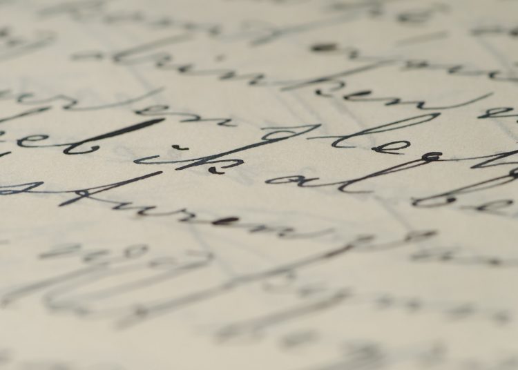 Iowa Senate Panel Advances Bill Requiring Public Elementary Schools Teach Cursive