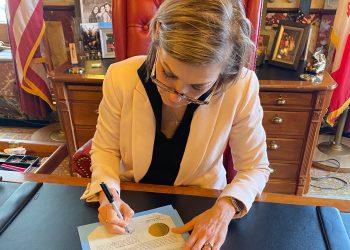 Reynolds Declares April 1st as Statewide Day of Prayer