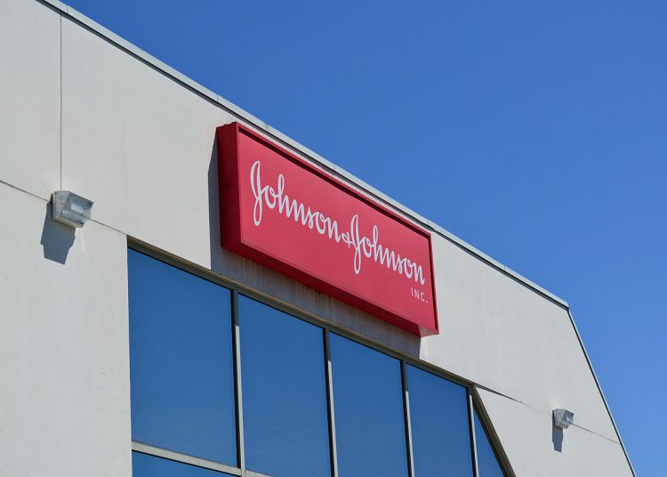 Iowa to Pause Administering Johnson & Johnson COVID-19 Vaccine