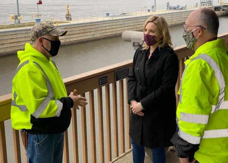 Hinson Secures Federal Funding for Lock & Dam 10 in Guttenberg