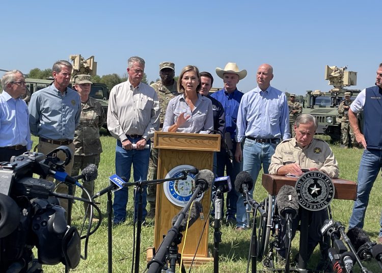 Reynolds, GOP Governors Press Biden on Border Crisis