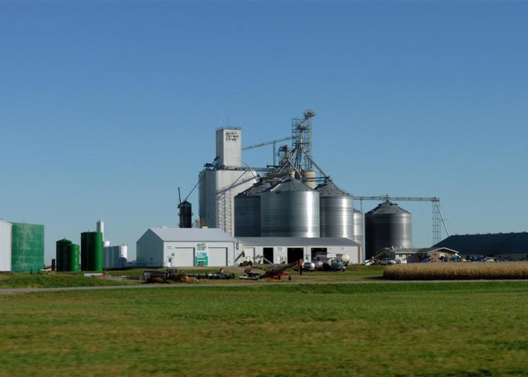 Iowa Elected Officials Demand EPA Action on Biofuels