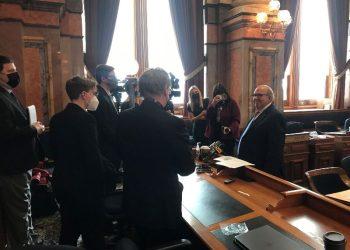 Mohr Files Legislation Making Retirement Income Tax-Free in Iowa House