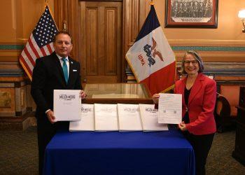 Miller-Meeks files for re-election in new Iowa 1st Congressional District