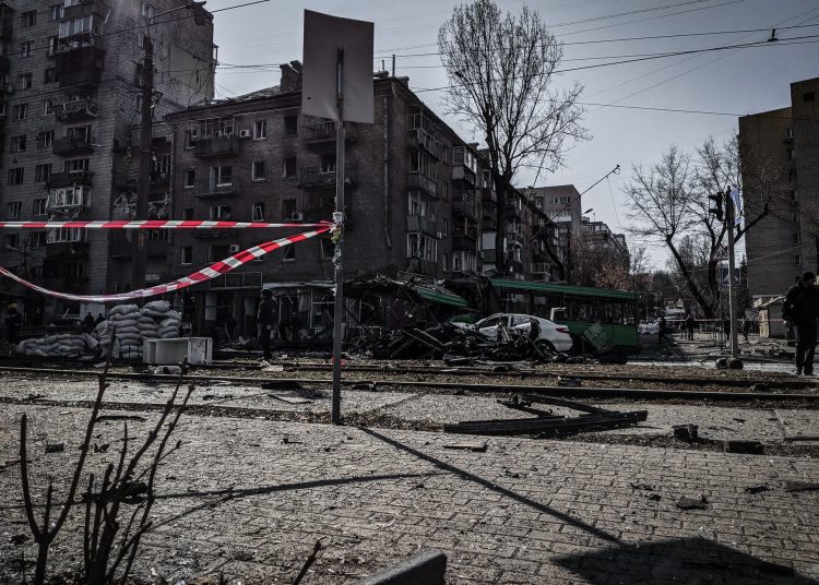 war destruction in ukrainian city