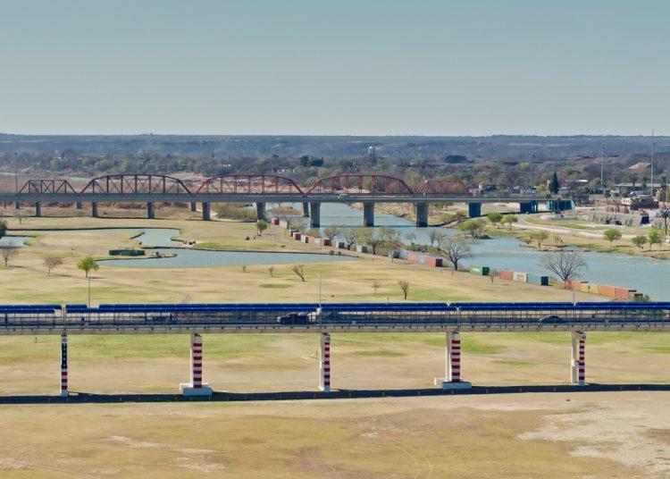 Iowa Congressional Delegation urges Biden Administration to open major rail crossings on border